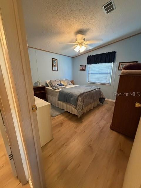 Image 25 of 68 For 194 Rosewood Drive