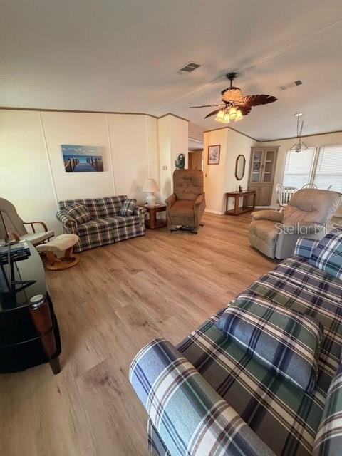 Image 7 of 68 For 194 Rosewood Drive