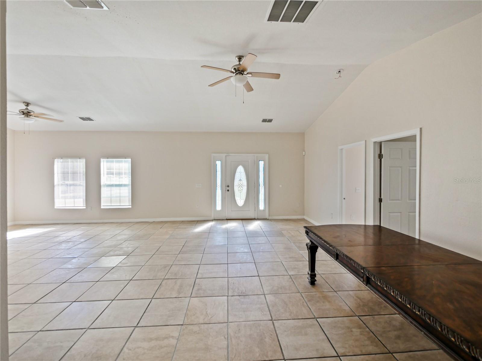 Image 13 of 25 For 4901 Balboa Drive