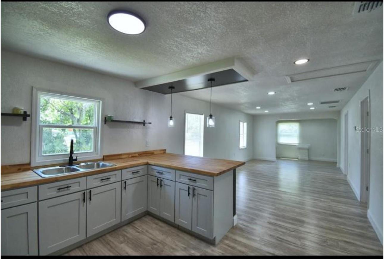 Image 5 of 9 For 1104 8th Street