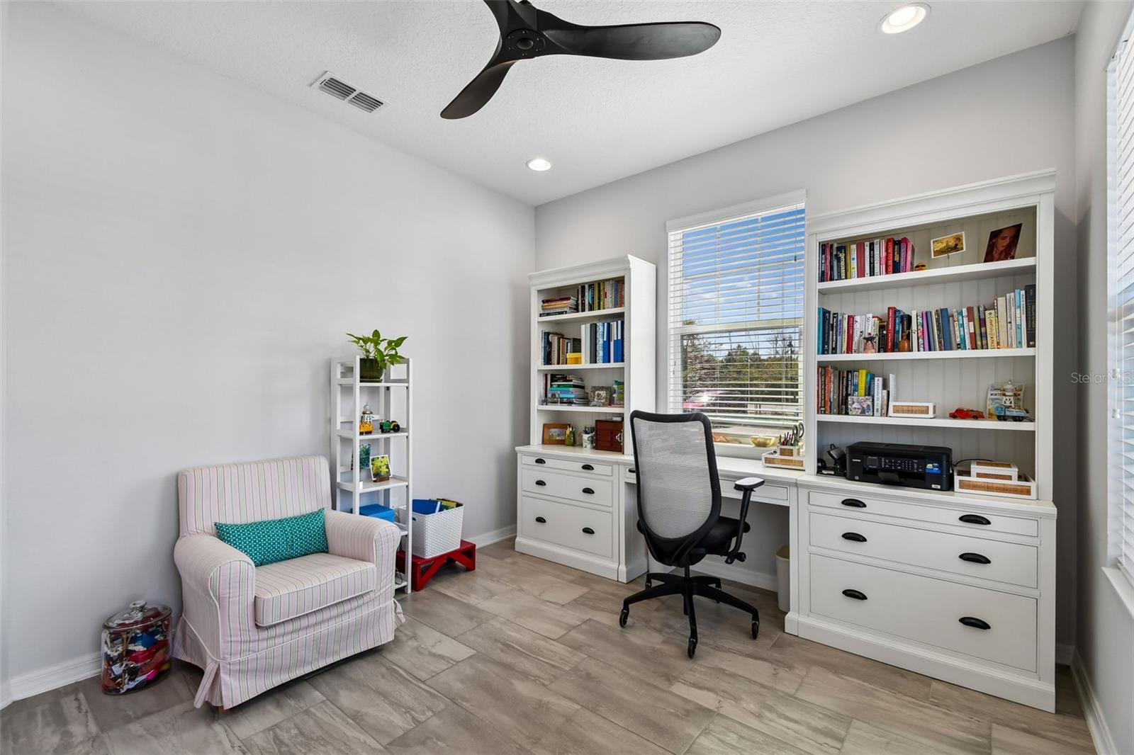 Image 12 of 68 For 628 Orange Belt Loop