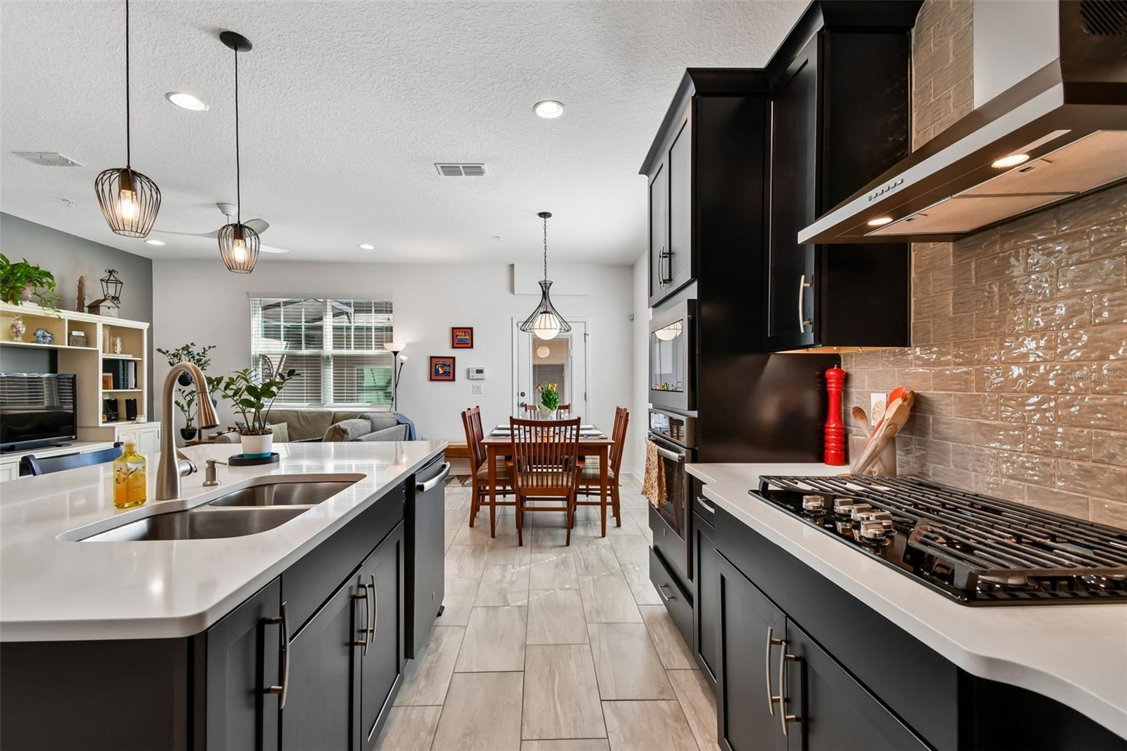 Image 16 of 68 For 628 Orange Belt Loop