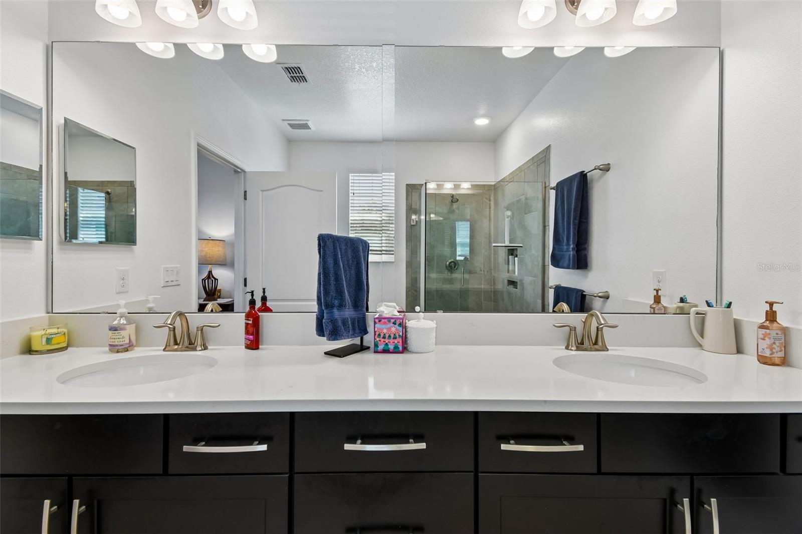 Image 34 of 68 For 628 Orange Belt Loop