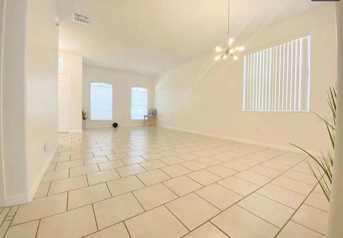 Image 5 of 18 For 13653 Tetherline Trail