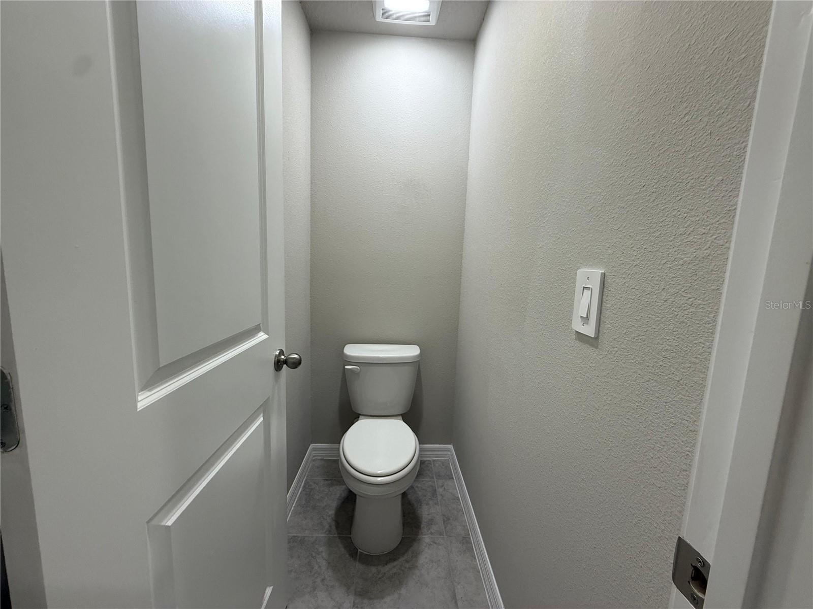 Image 11 of 46 For 7649 Intrepid Road