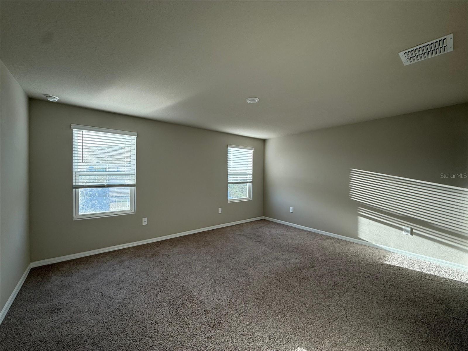 Image 16 of 46 For 7649 Intrepid Road