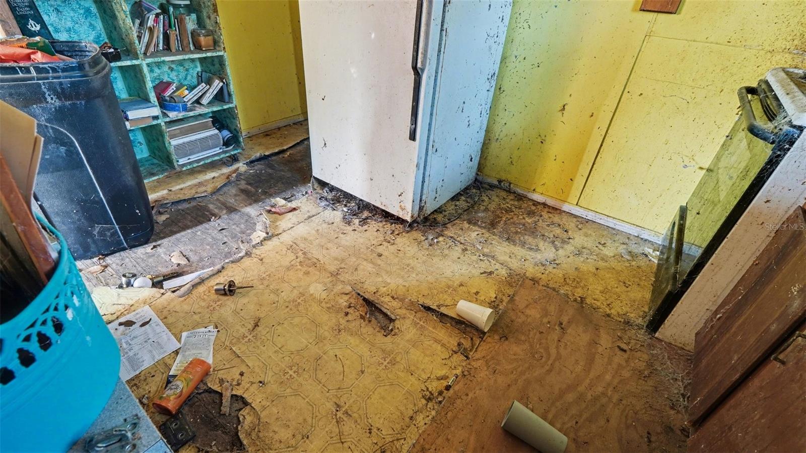 Image 6 of 9 For 3922 16th Court