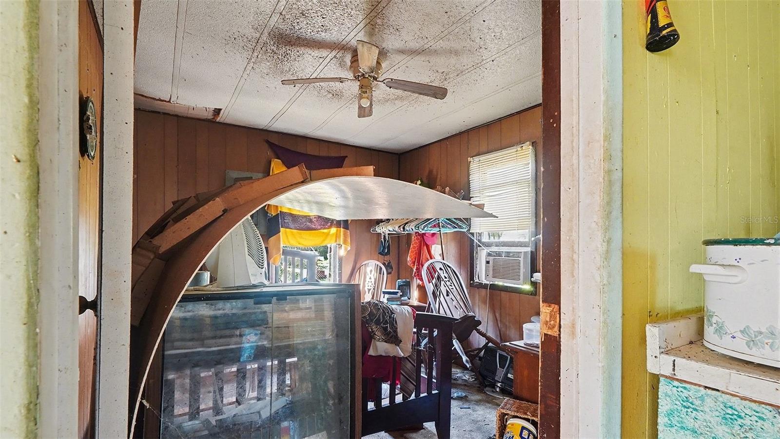 Image 8 of 9 For 3922 16th Court