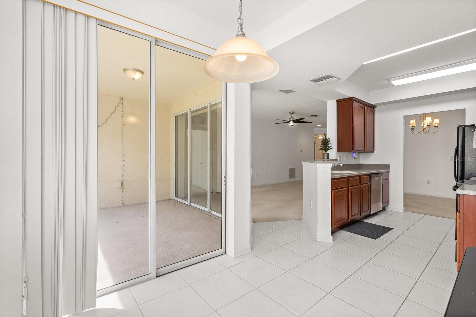 Image 4 of 24 For 409 Hilgard Cove 106