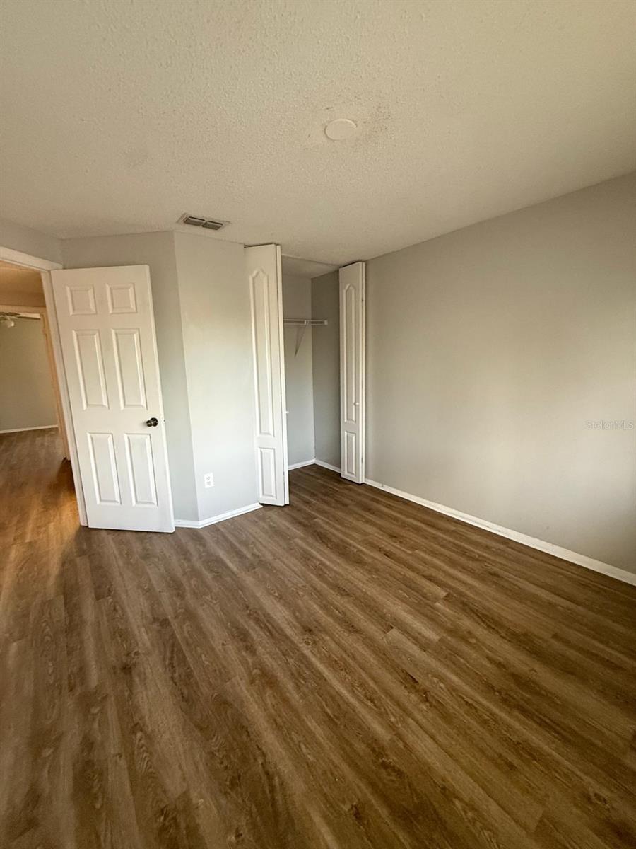 Image 9 of 15 For 4954 Sanoma Village B