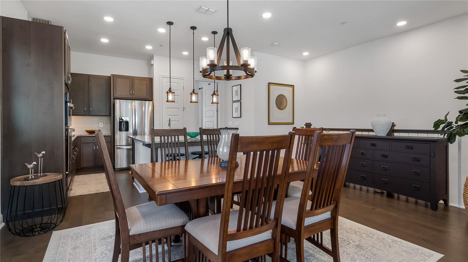 Image 25 of 47 For 9940 Bucklow Hill Drive