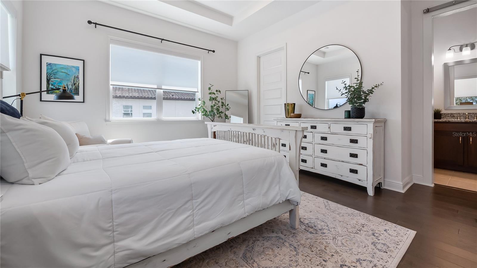 Image 32 of 47 For 9940 Bucklow Hill Drive