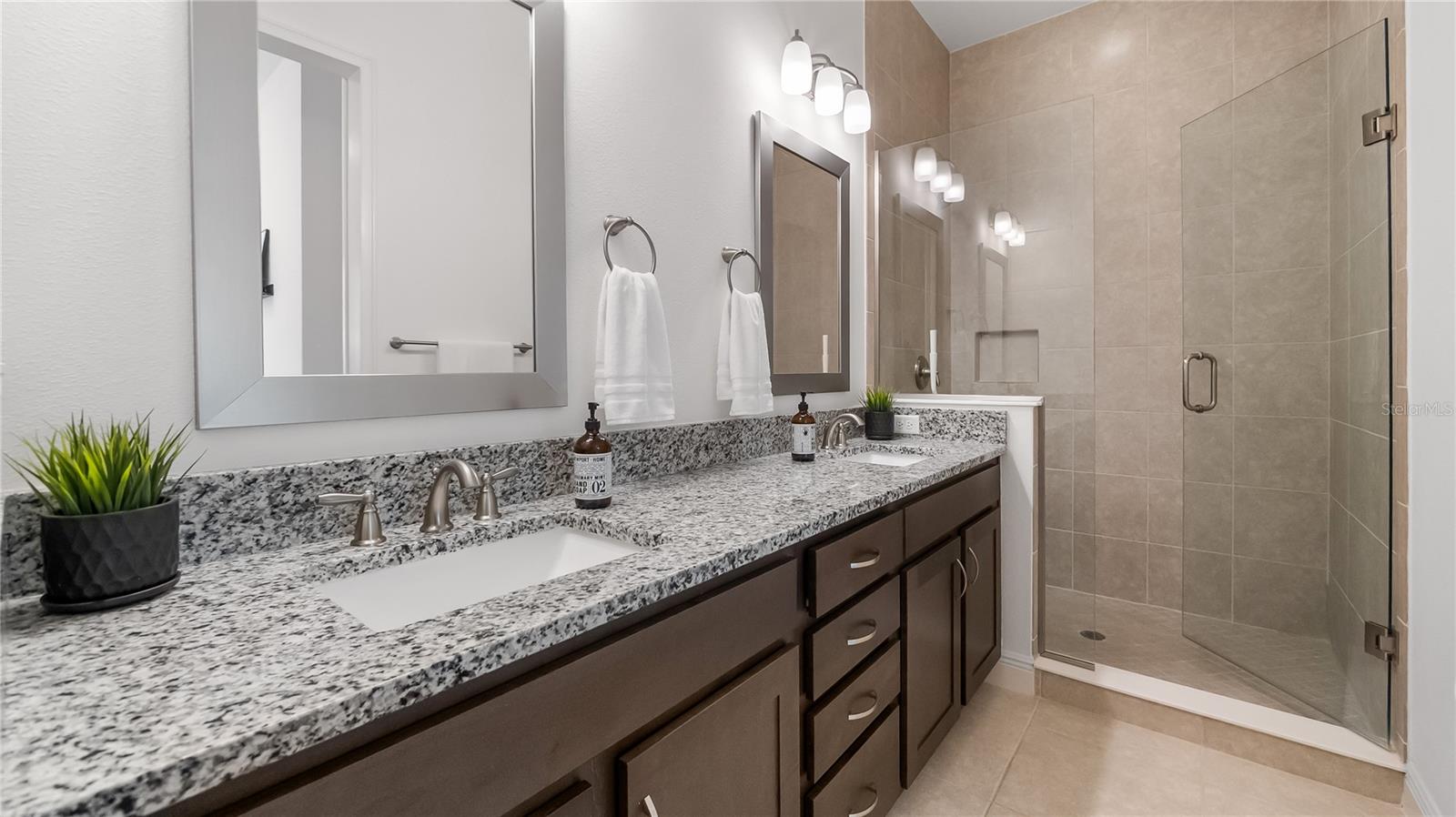 Image 35 of 47 For 9940 Bucklow Hill Drive