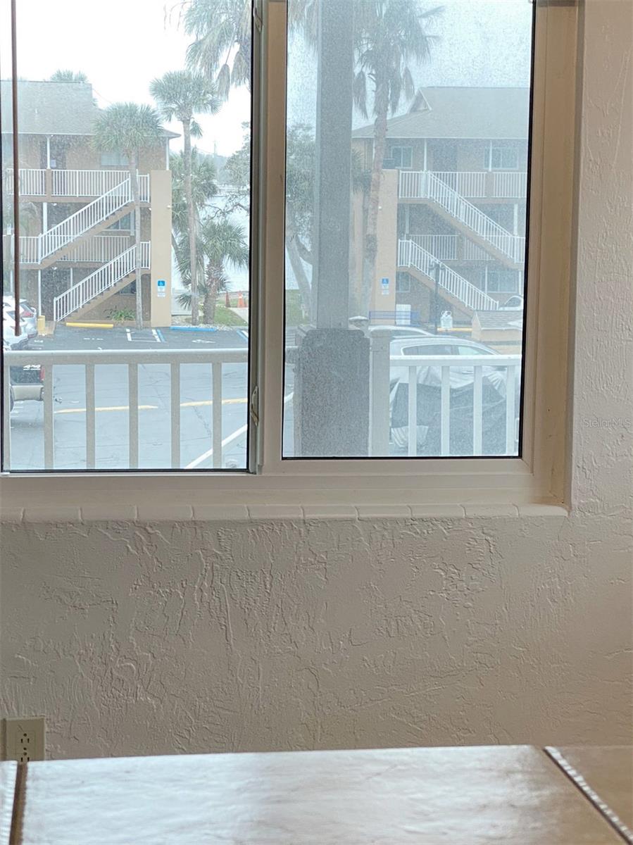 Image 11 of 18 For 411 Halifax Avenue 200