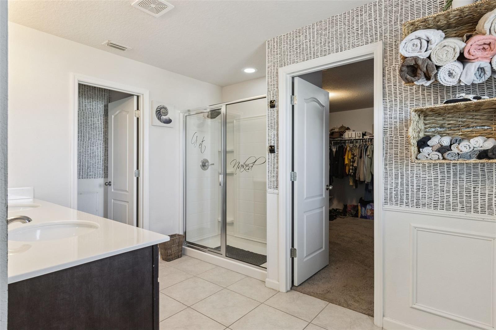 Image 29 of 51 For 252 Summershore Drive