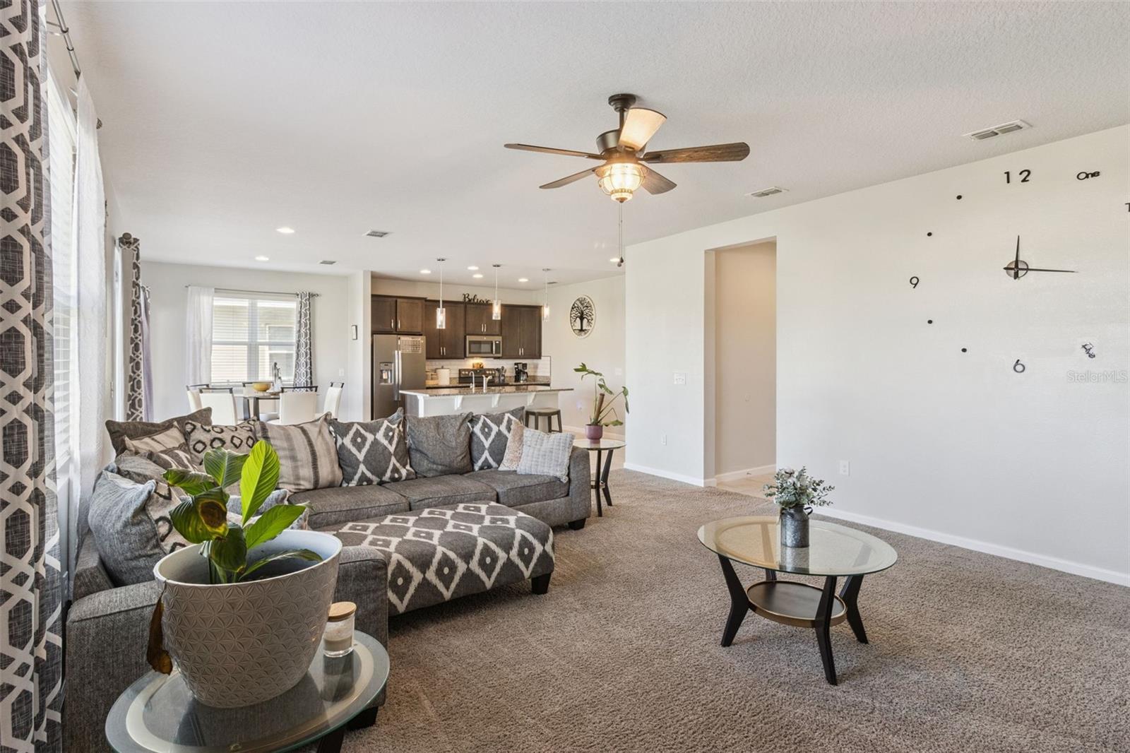 Image 8 of 51 For 252 Summershore Drive