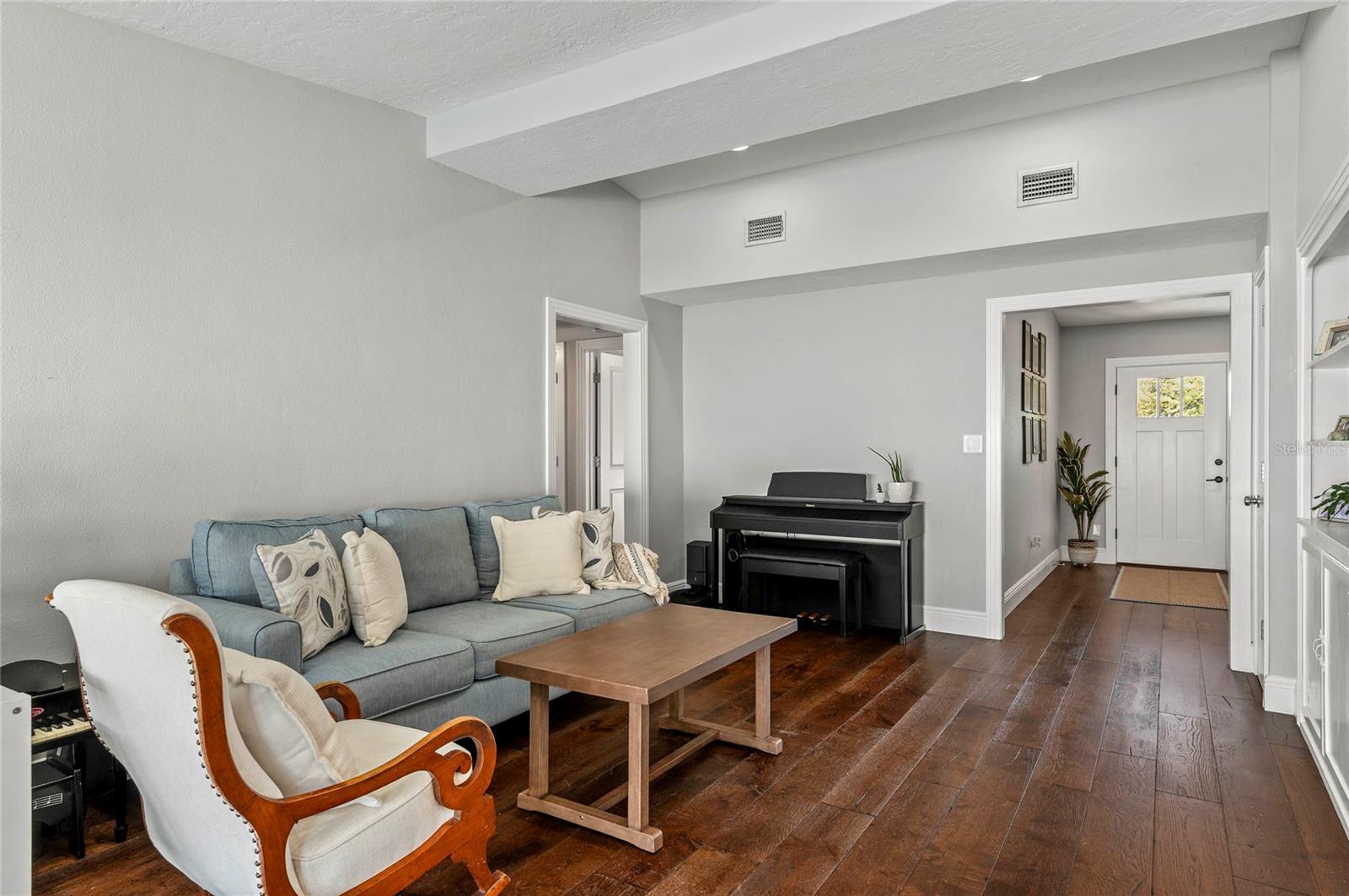 Image 15 of 50 For 150 Seneca Trail