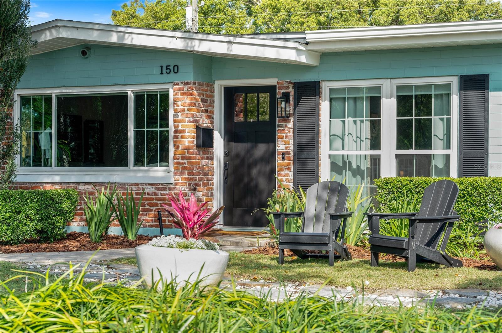 Image 2 of 50 For 150 Seneca Trail