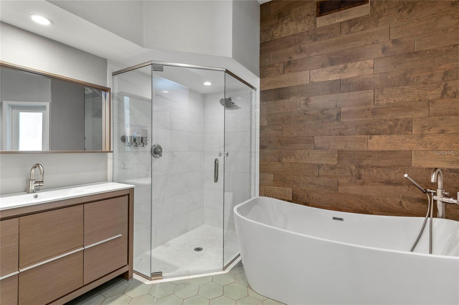 Image 27 of 50 For 150 Seneca Trail