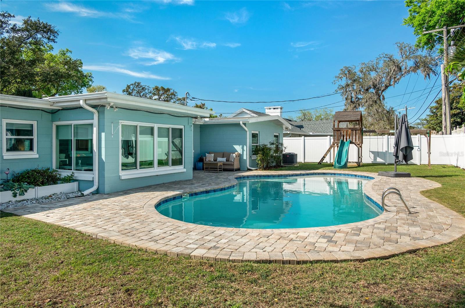 Image 38 of 50 For 150 Seneca Trail