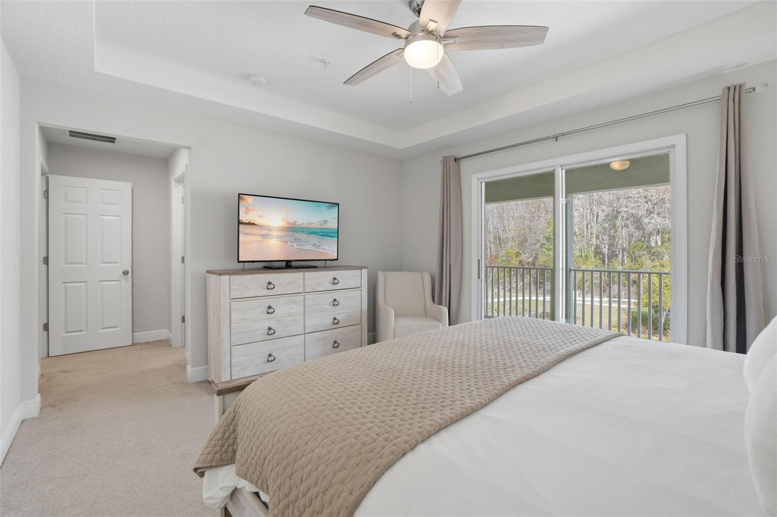 Image 10 of 25 For 10015 Randal Walk Street