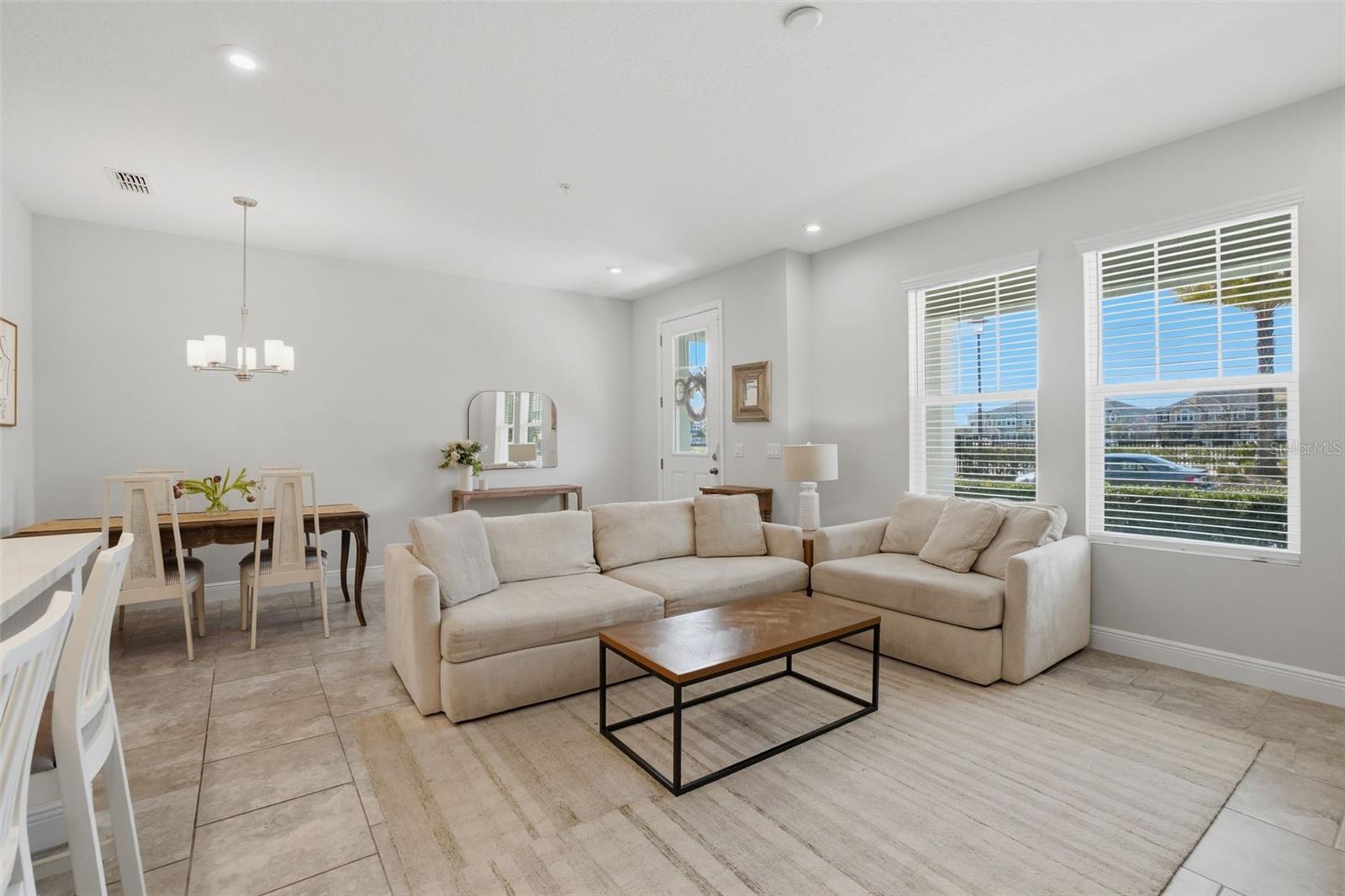 Image 5 of 25 For 10015 Randal Walk Street