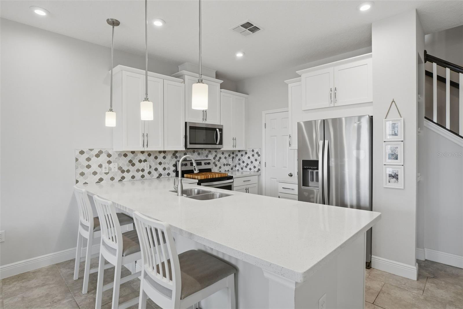 Image 6 of 25 For 10015 Randal Walk Street