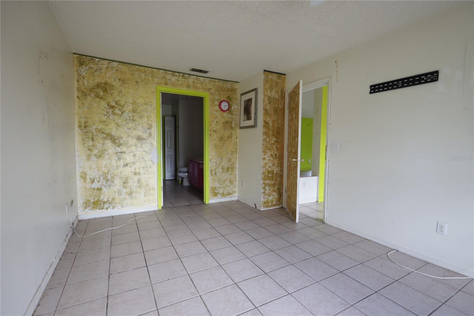 Image 13 of 24 For 11346 Cypress Leaf Dr. Drive