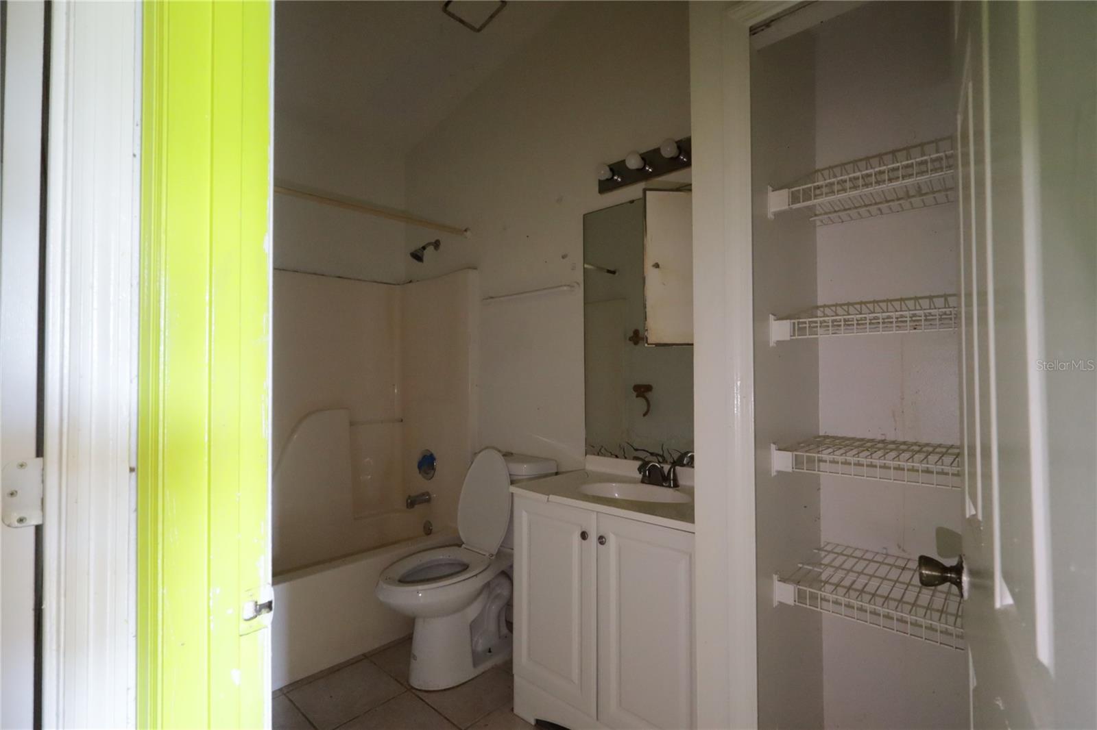 Image 18 of 24 For 11346 Cypress Leaf Dr. Drive