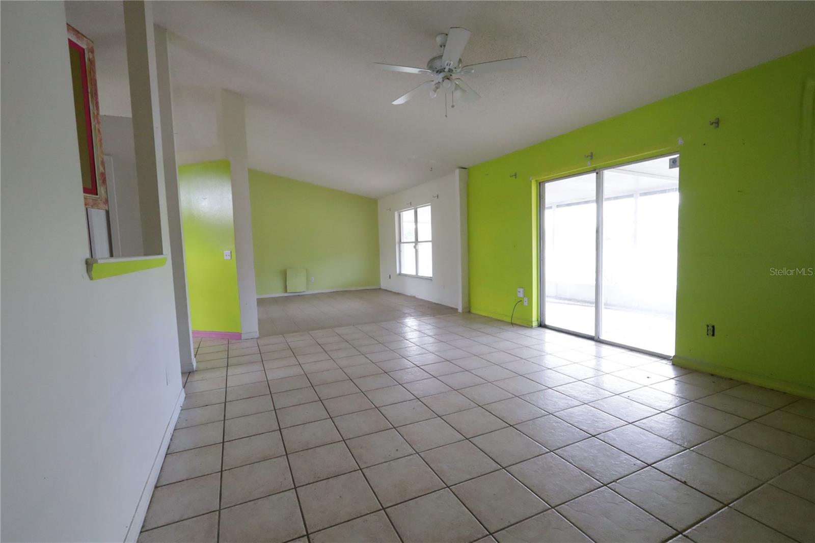 Image 8 of 24 For 11346 Cypress Leaf Dr. Drive