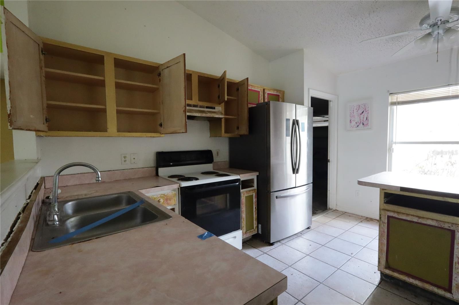 Image 9 of 24 For 11346 Cypress Leaf Dr. Drive