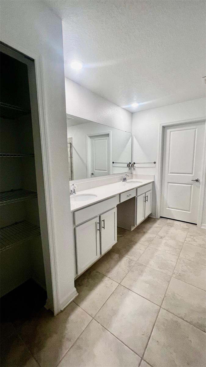 Image 30 of 50 For 4382 Finch Lane