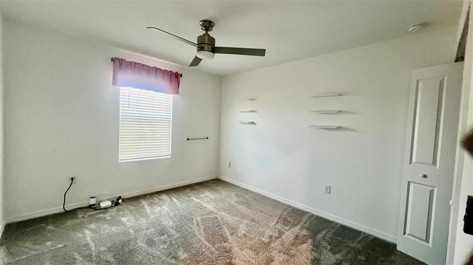 Image 37 of 50 For 4382 Finch Lane