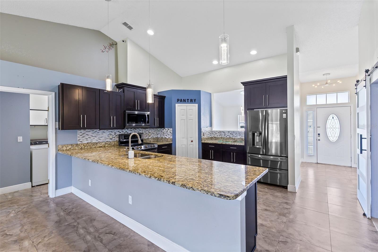 Image 7 of 28 For 853 Franconville Court