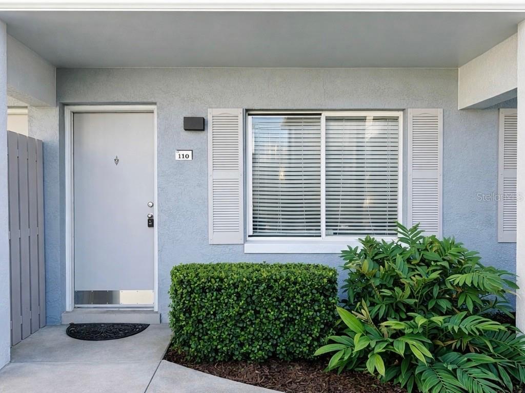 Image 2 of 14 For 125 Water Front Way 110