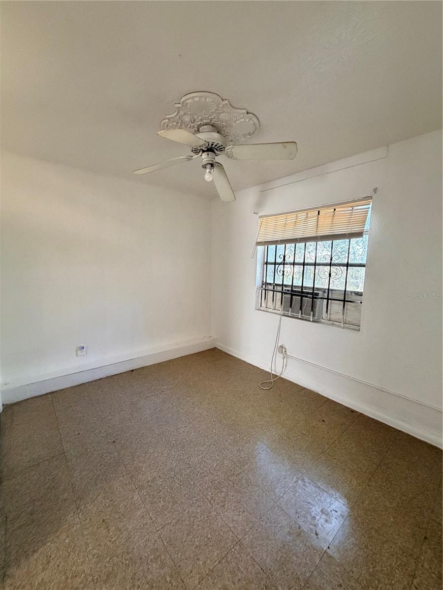 Image 2 of 8 For 1125 Phelps Street