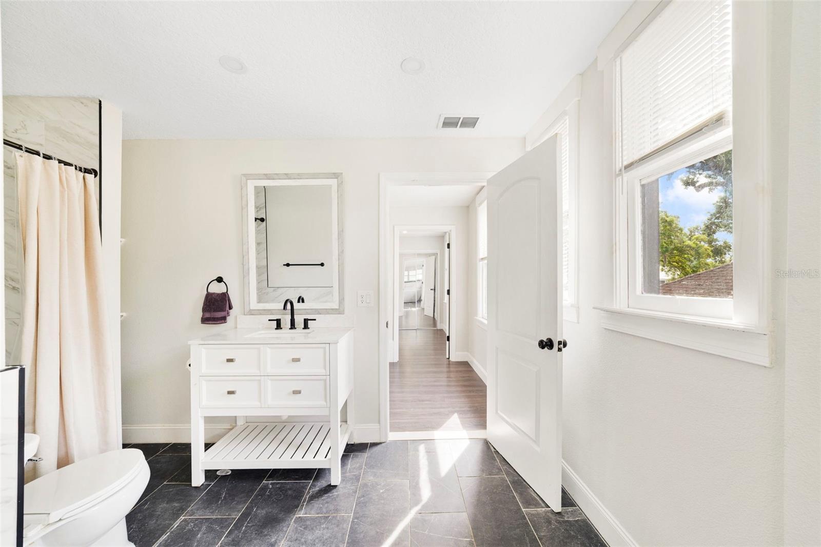 Image 23 of 29 For 500 Osceola Avenue