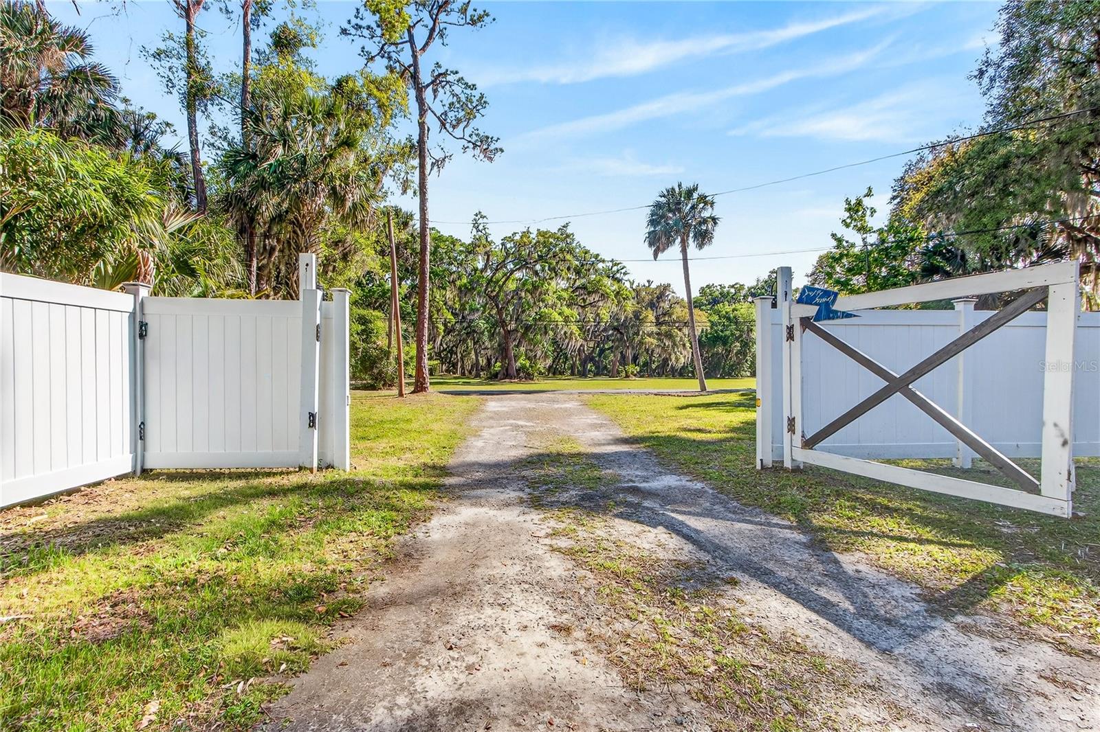 Image 35 of 65 For 424 Stone Island Road