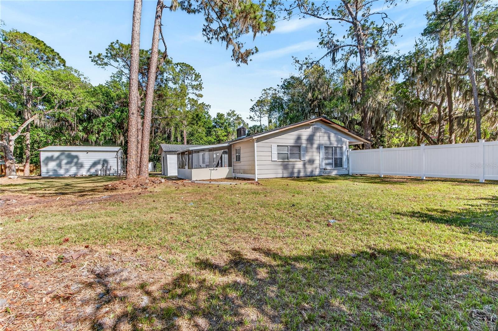 Image 41 of 65 For 424 Stone Island Road