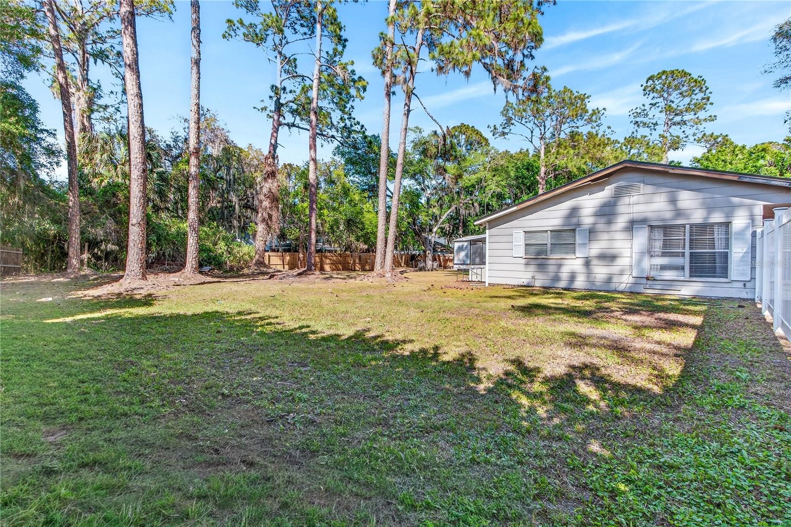 Image 42 of 65 For 424 Stone Island Road