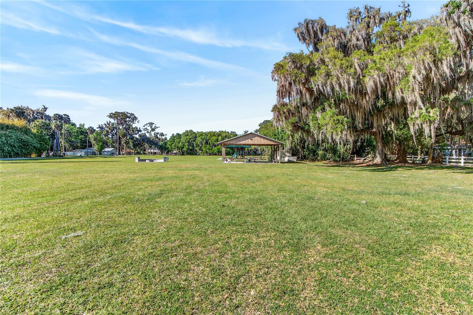 Image 58 of 65 For 424 Stone Island Road