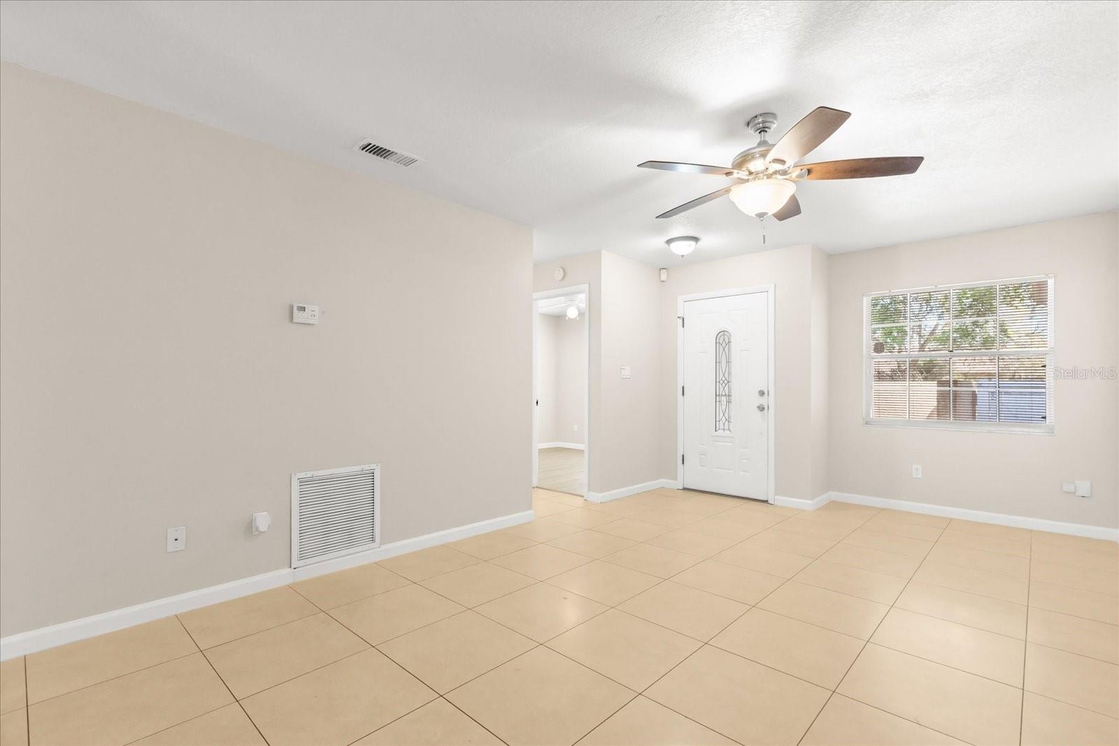 Image 4 of 27 For 1444 Sophie Boulevard