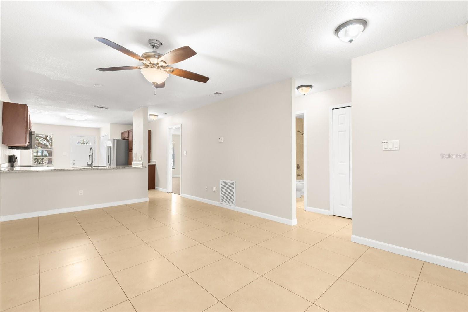 Image 5 of 27 For 1444 Sophie Boulevard