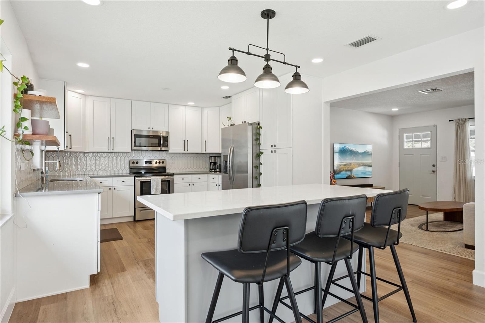 Image 11 of 31 For 2521 Lassek Drive