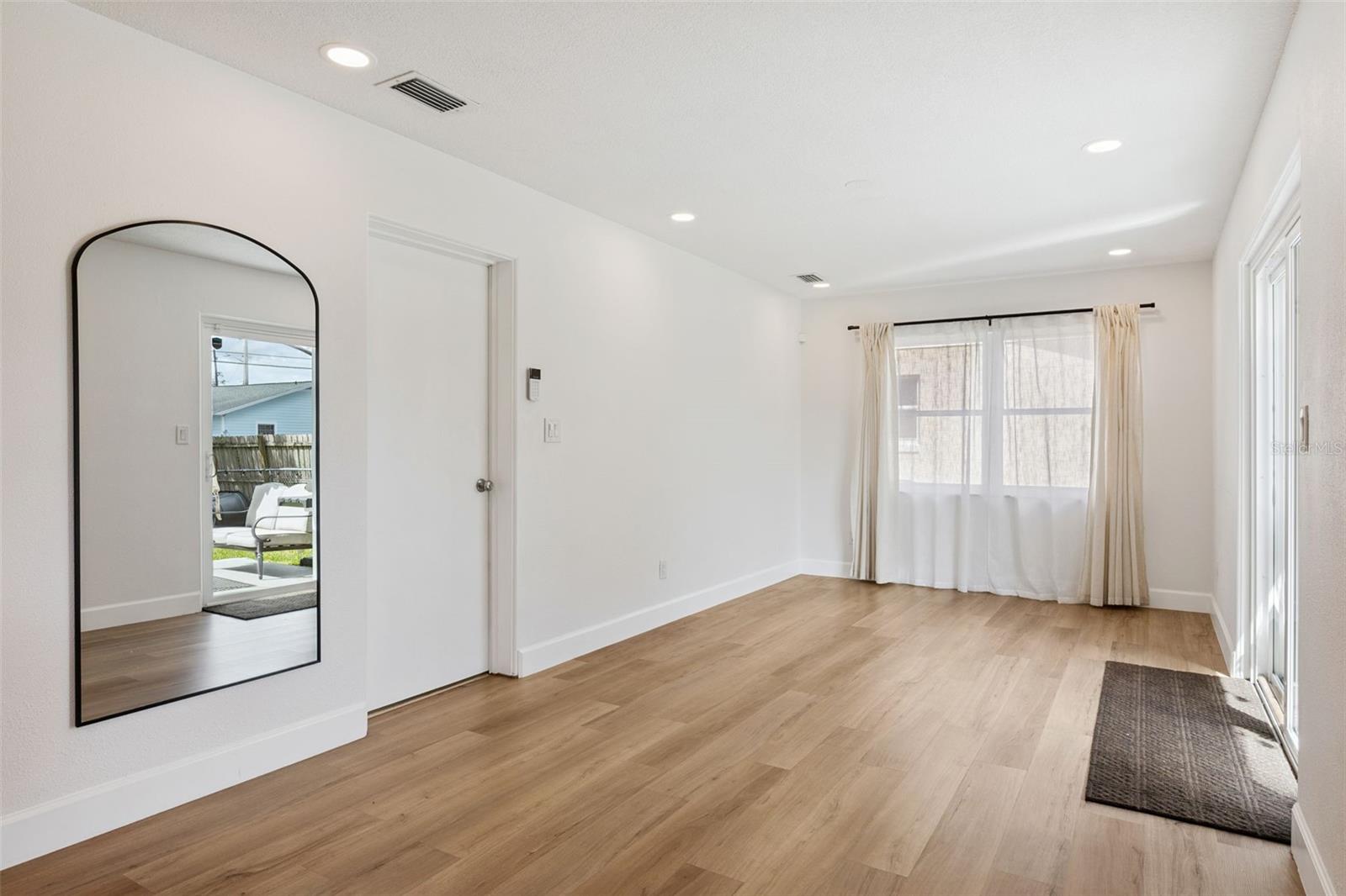 Image 17 of 31 For 2521 Lassek Drive