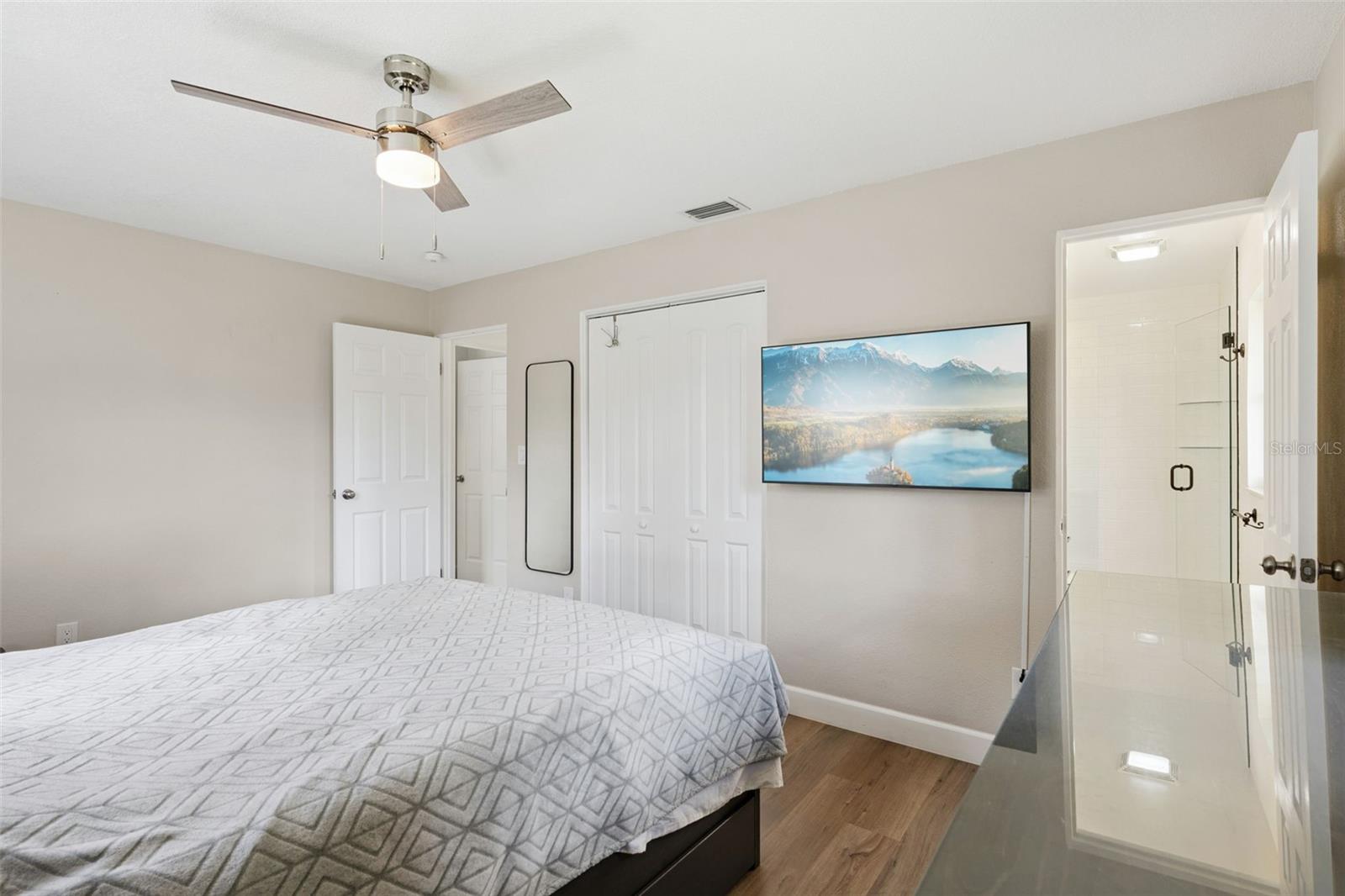 Image 19 of 31 For 2521 Lassek Drive