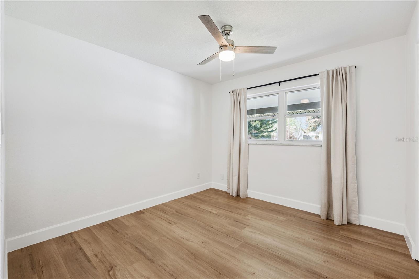 Image 27 of 31 For 2521 Lassek Drive