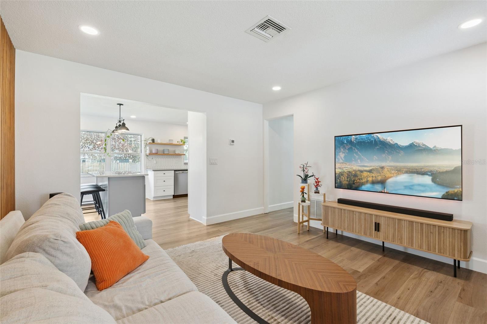 Image 5 of 31 For 2521 Lassek Drive