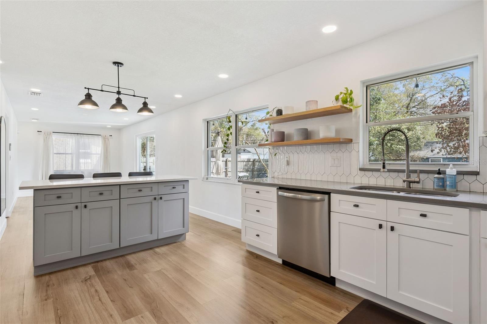 Image 9 of 31 For 2521 Lassek Drive