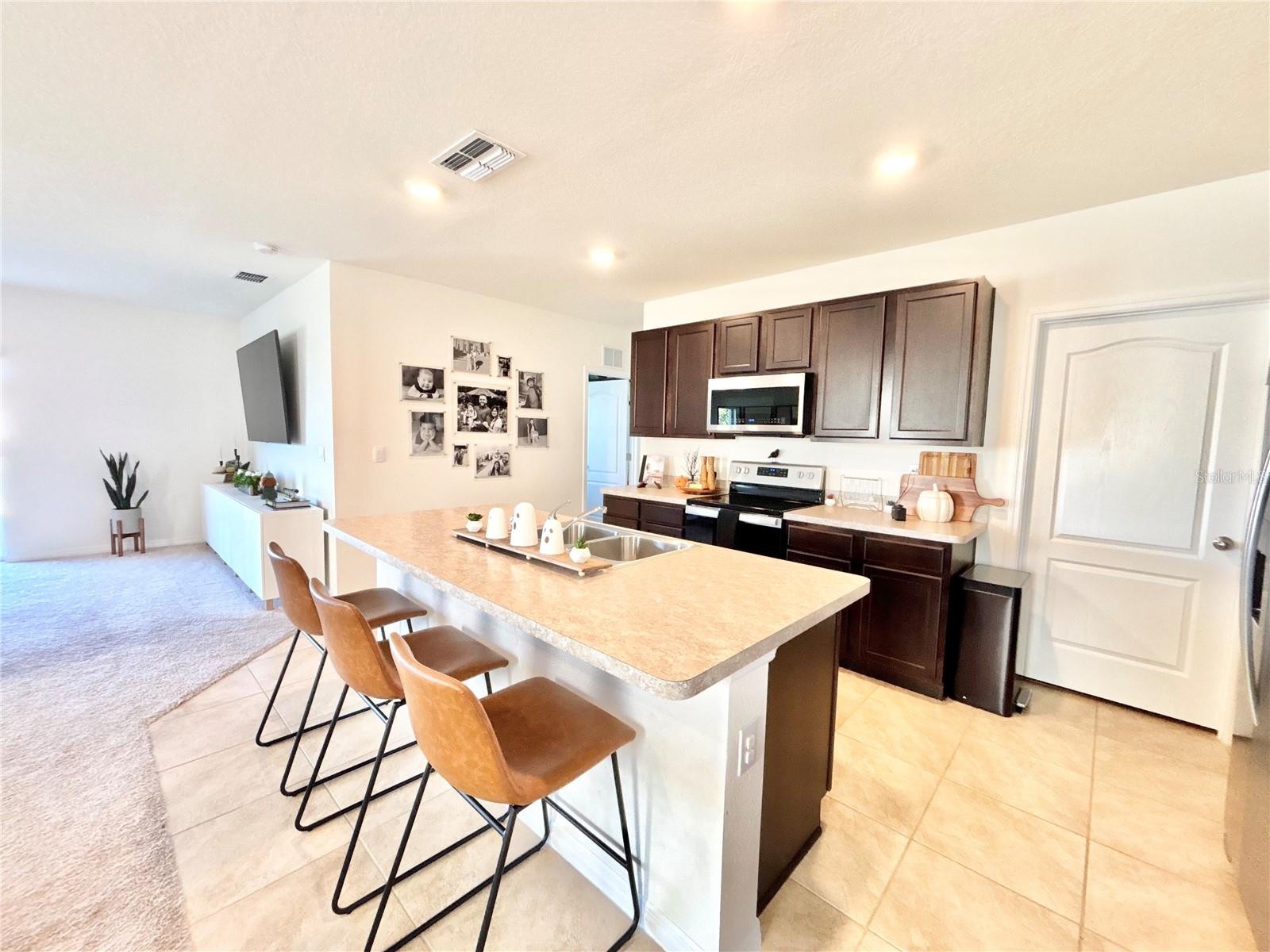 Image 5 of 23 For 2371 Brassie Court